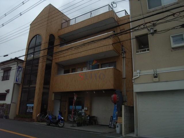 アゼリアマンション