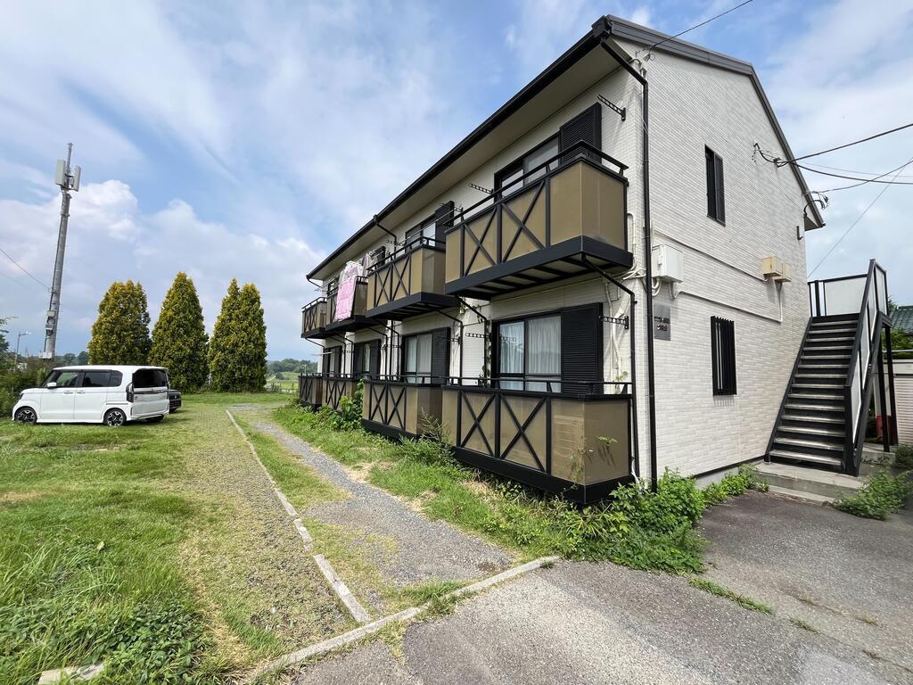 リブレ長坂 2号棟