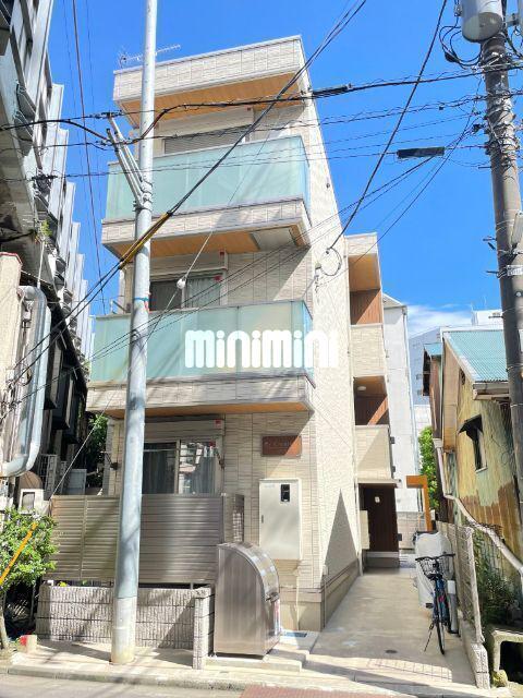 クレスタ