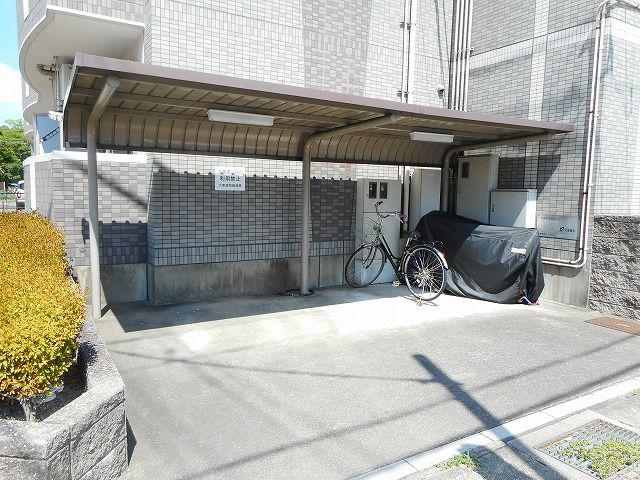 プラシードカーサ