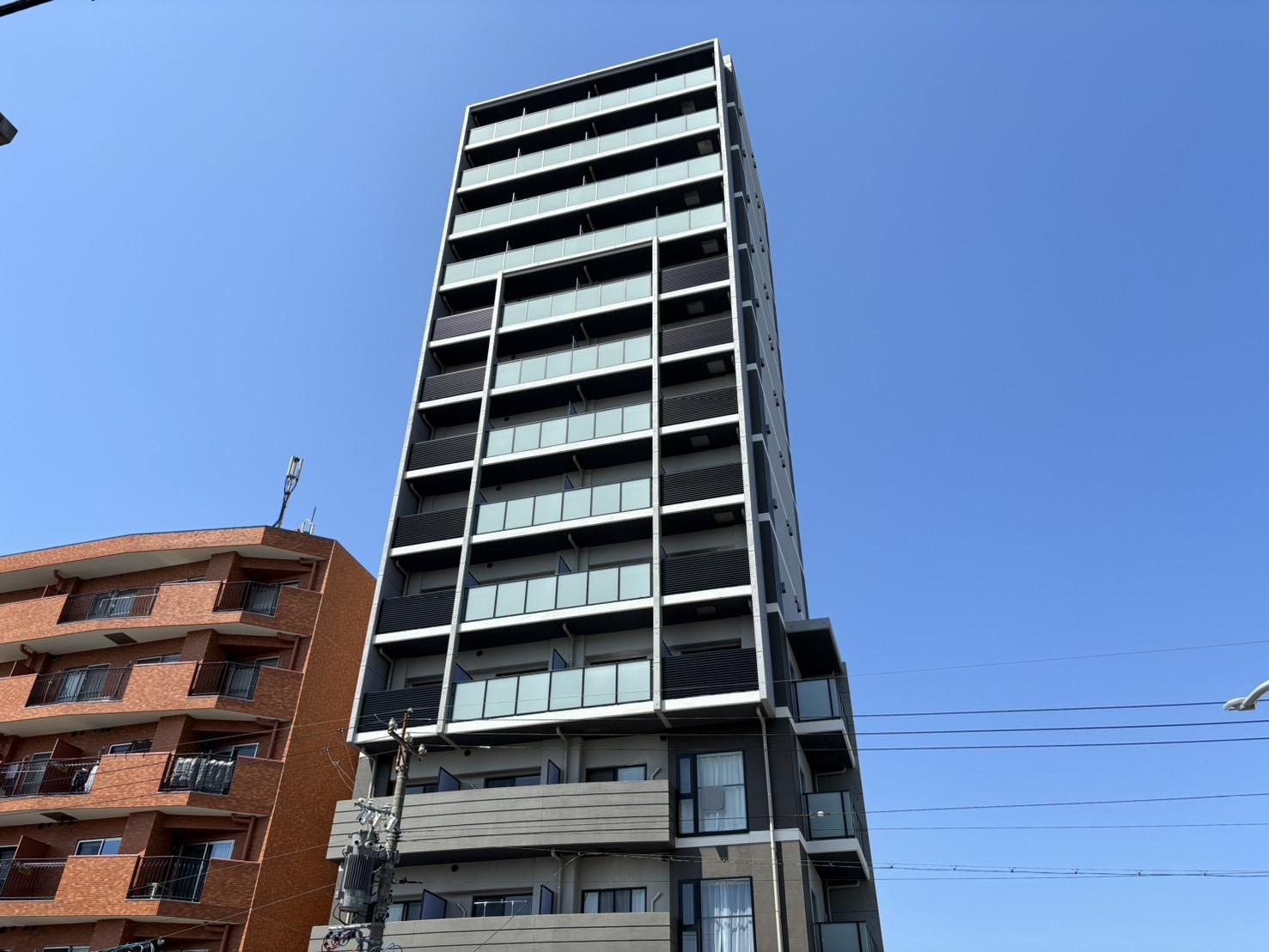 リシュドール川名駅