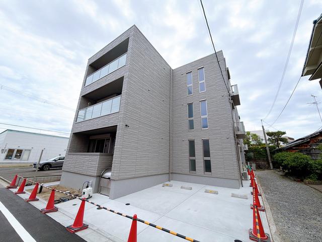 シャーメゾン ラヴィ