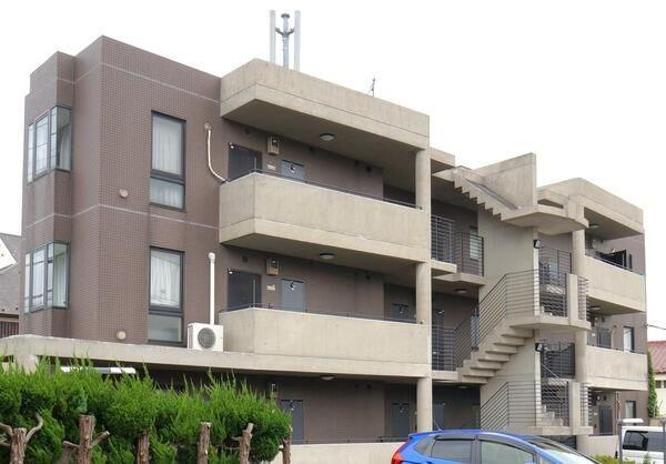 T S GARDEN MITAKADAI