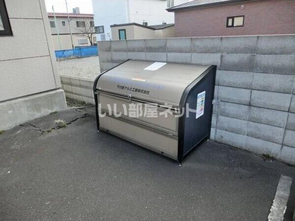 バーニーズブルー