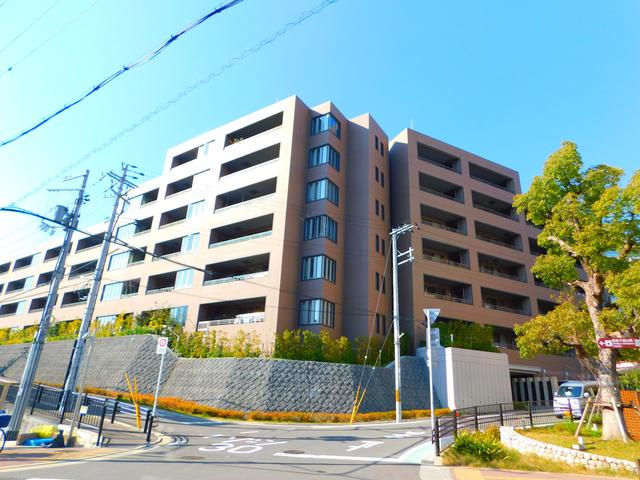 ウェリス千里山ヒルズ