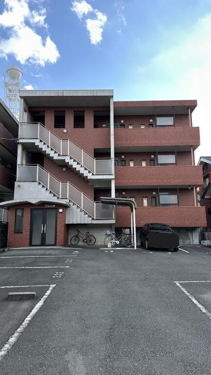 グラン上地