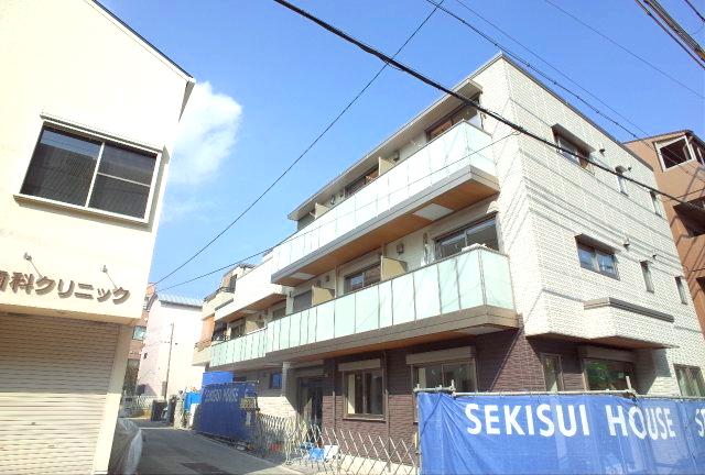プリュニエ本山