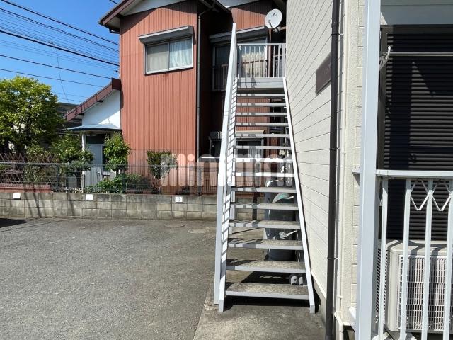 ハイツピュア