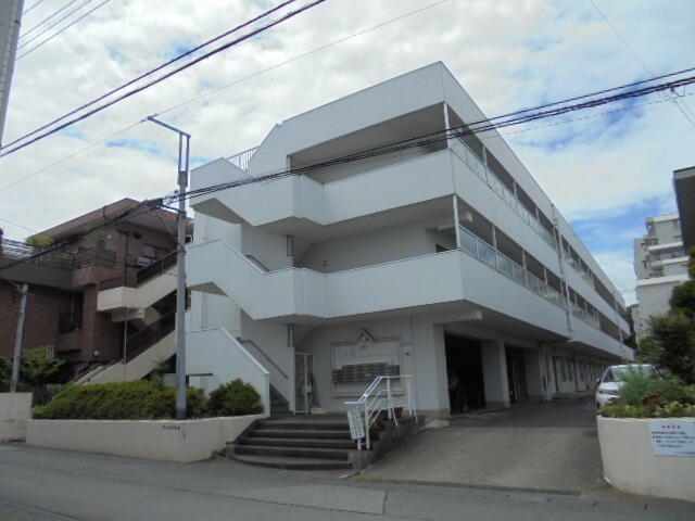ヴィラ本町東