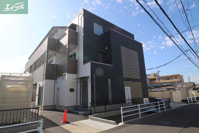 フィユメゾン学南町