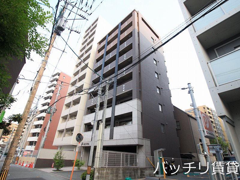 ネストピア箱崎駅前