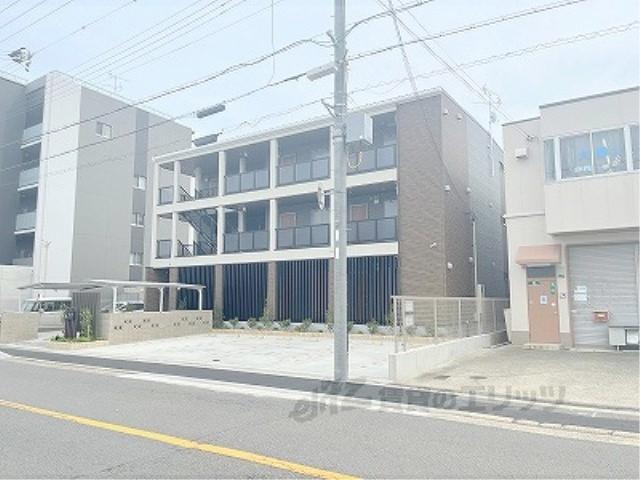 近鉄京都線 上鳥羽口駅 徒歩21分 3階建 築4年