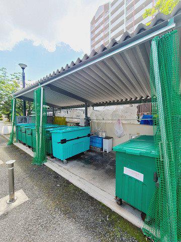 UR西宮マリナパークシティ丘のある街7号棟