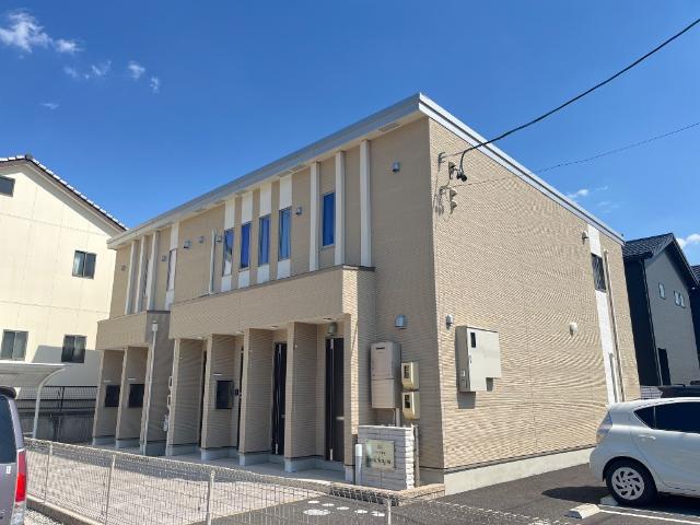 ファミーユ白山