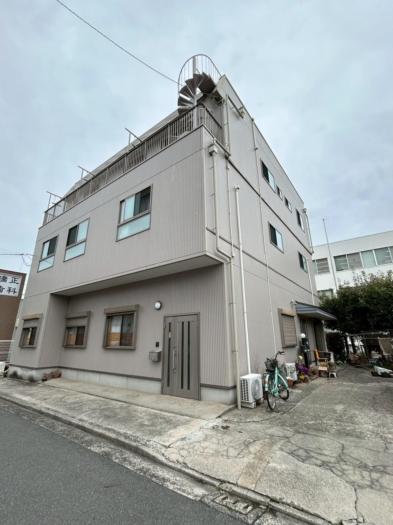 サンライズ伊福町 3階