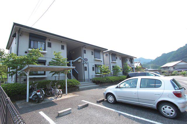 フォーブル白子B棟
