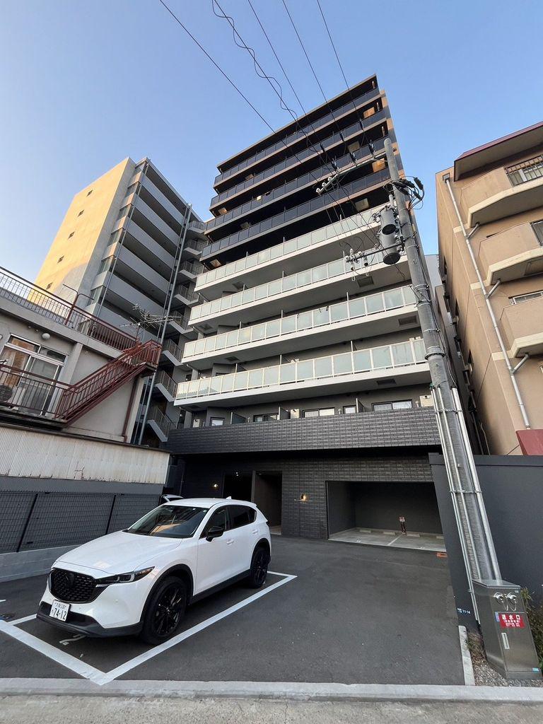 MODERN PALAZZO江坂AXIA