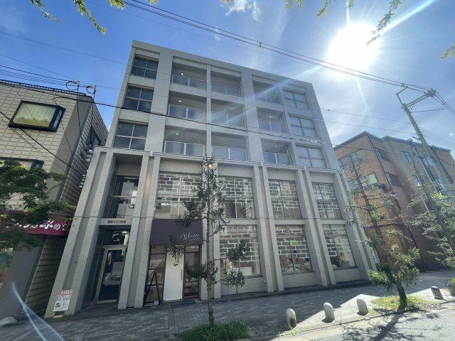 ハーメスアズール