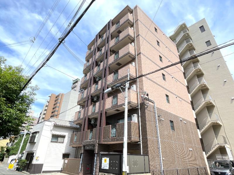 モンマール三宮