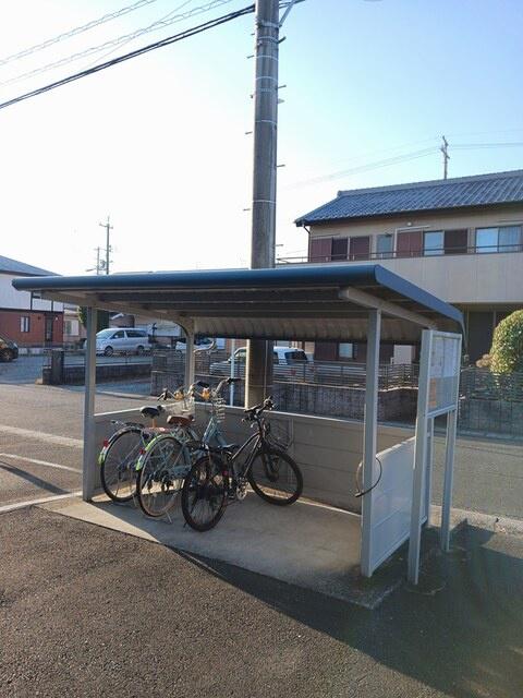 ウエストパレスB
