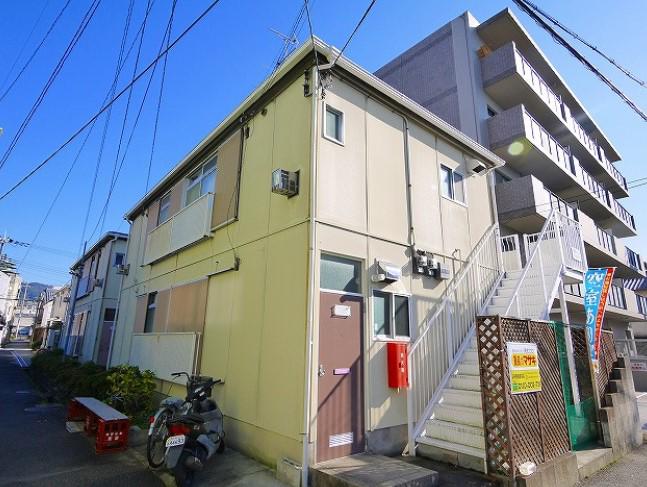 西田ハイツ