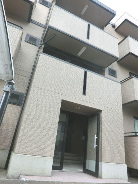 ランドウィン六番館