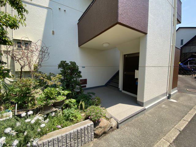 聖隆エレガントハイツ