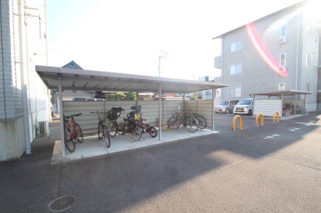 レインボーガーデン D棟