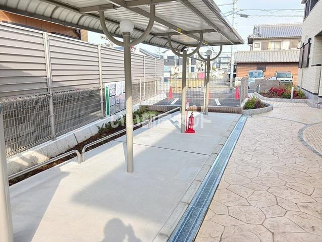 ポポラーレ