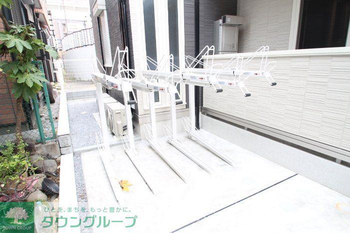 ラリュール谷在家