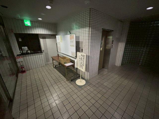 サンロイヤル池田駅前