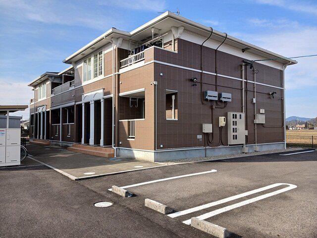 シャンプリュネル