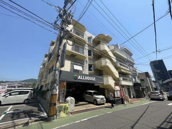 八宝ビル