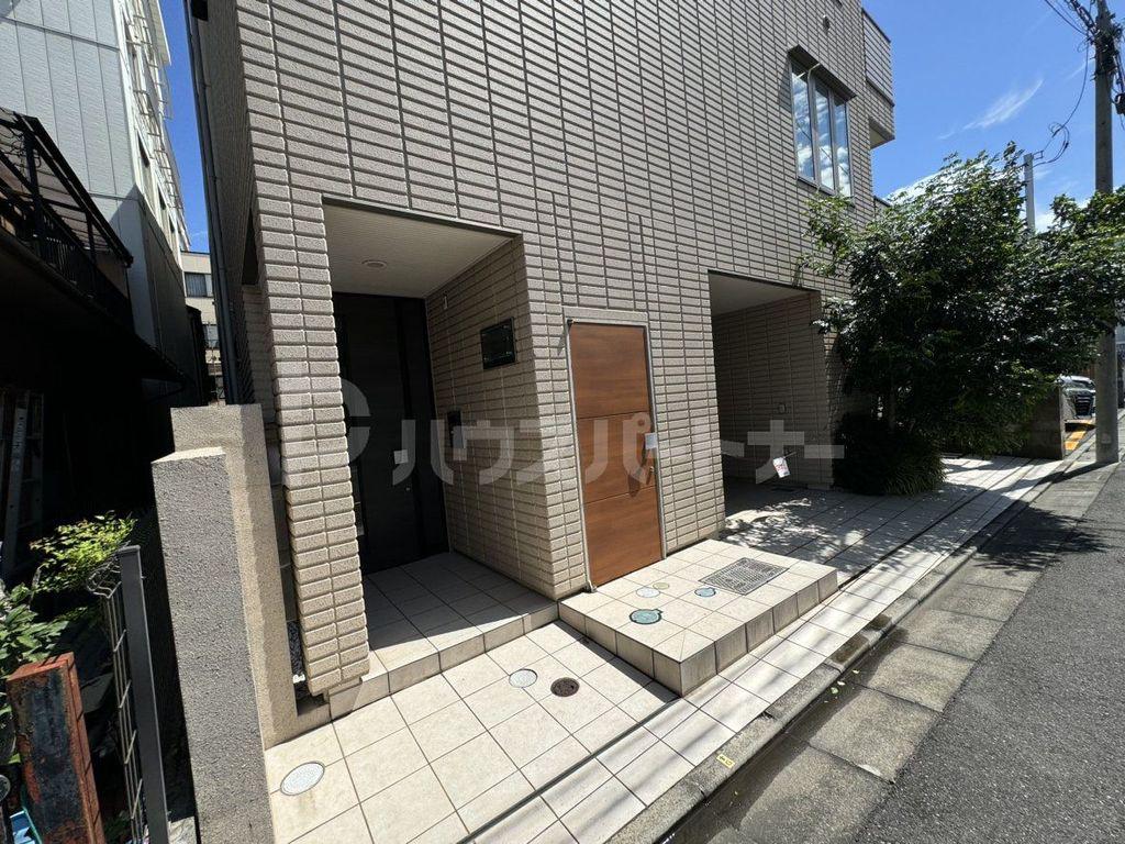 ファーストメゾン