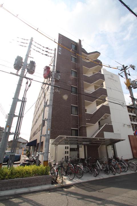 ウッドコート医大南