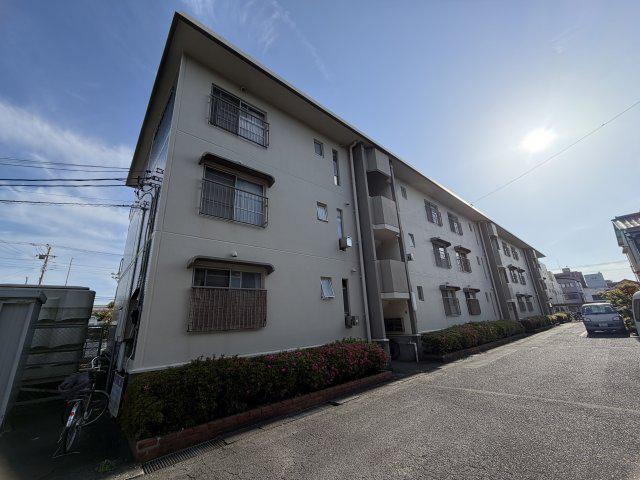 駅北マンションA