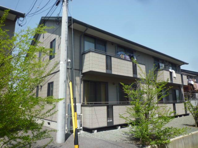 グランシャリオ市川B