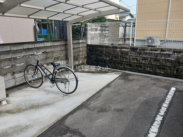 アンジュール A棟