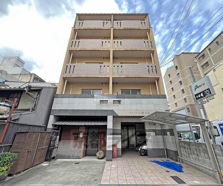 ラトゥール綾小路
