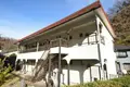 鈴蘭荘