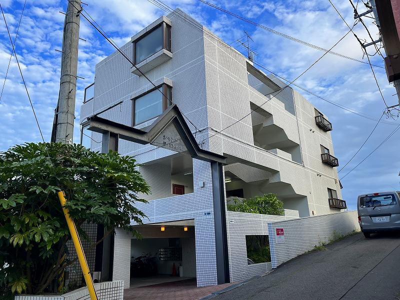 シャンブル旭ケ丘瞑想の松