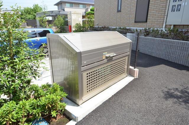 京王線 平山城址公園駅 徒歩6分 2階建 築14年