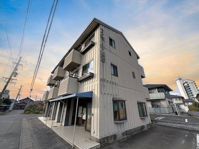 ファミール加藤
