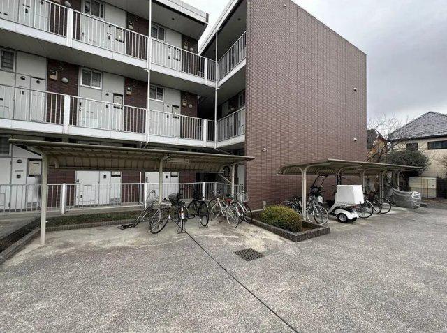 レオパレスグランパルク小柳
