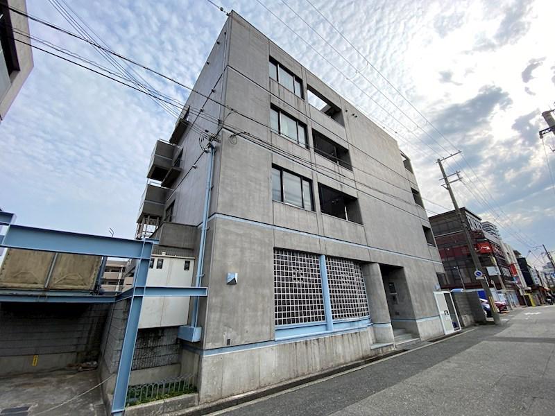 カサ クレモナ西館