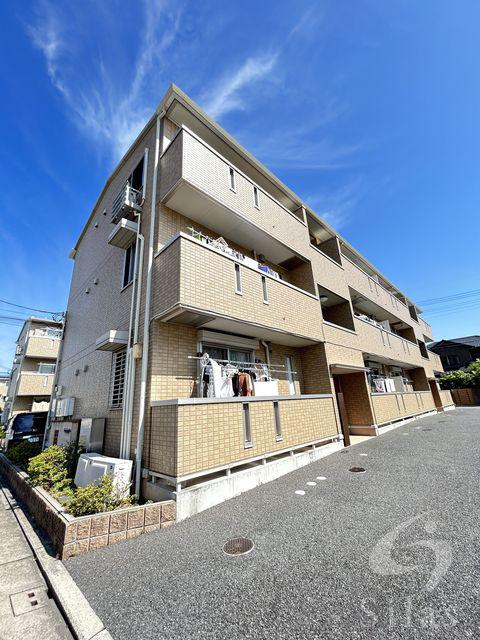 カーササンシビリテB棟