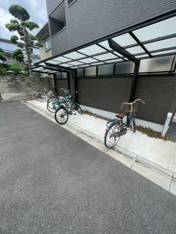 セレニティ荒本A棟