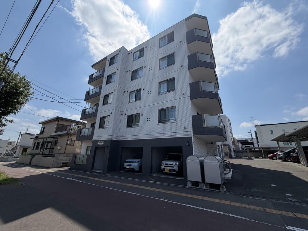 アドバンス厚別