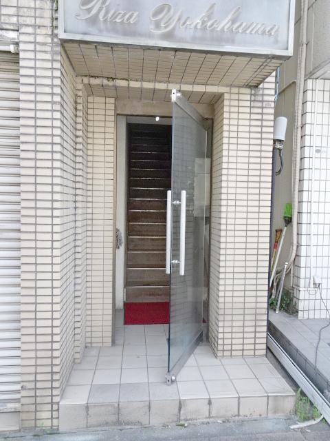 リザ横浜