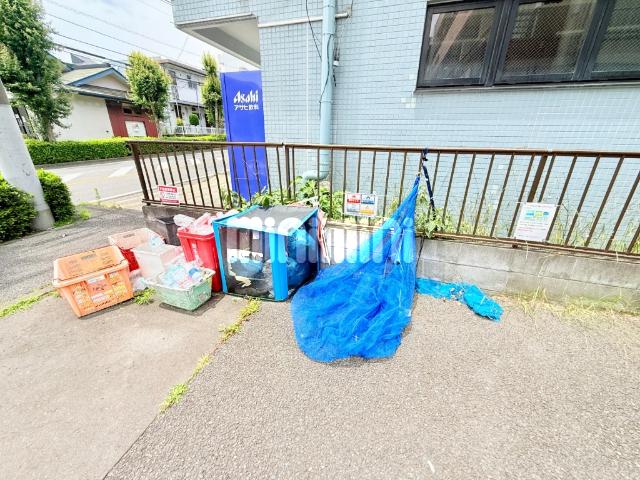 共栄ハイツ